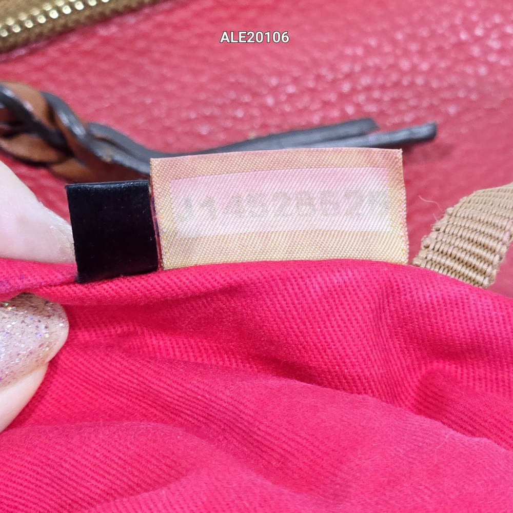 Dooney & Bourke Red Leather Tote / Shoulder Bag Zip Pocket - Picture 13 of 16